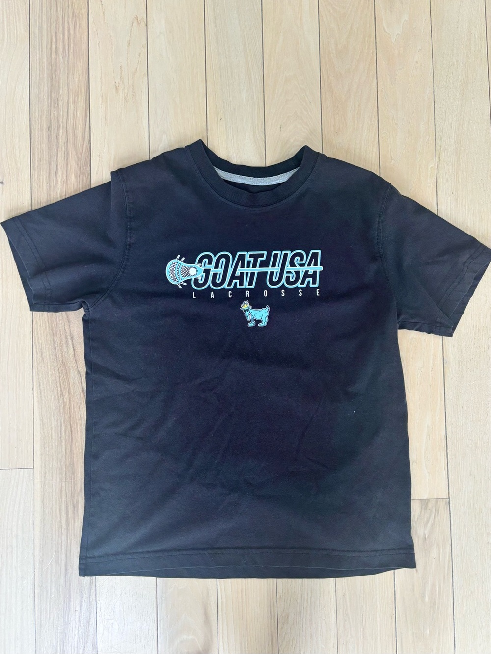 GOAT USA - Graphic T (mixed sizes, read description) - Picture 3 of 9
